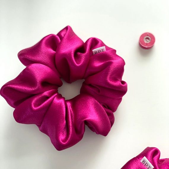 Large SCRUNCHIE Magenta
