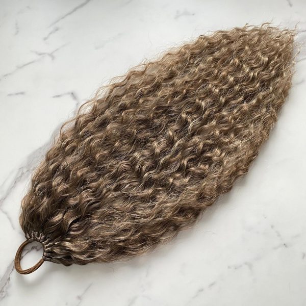 MEDIUM BRONDIE Curly Ponytail on elastic band 22inch - Image 7