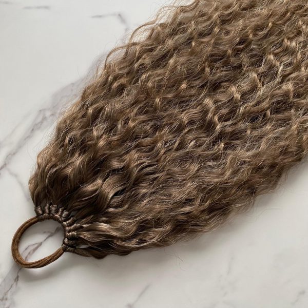 MEDIUM BRONDIE Curly Ponytail on elastic band 22inch - Image 6