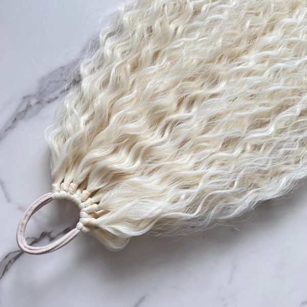 WHITE SNOW Curly Ponytail on elastic band 22inch - Image 4
