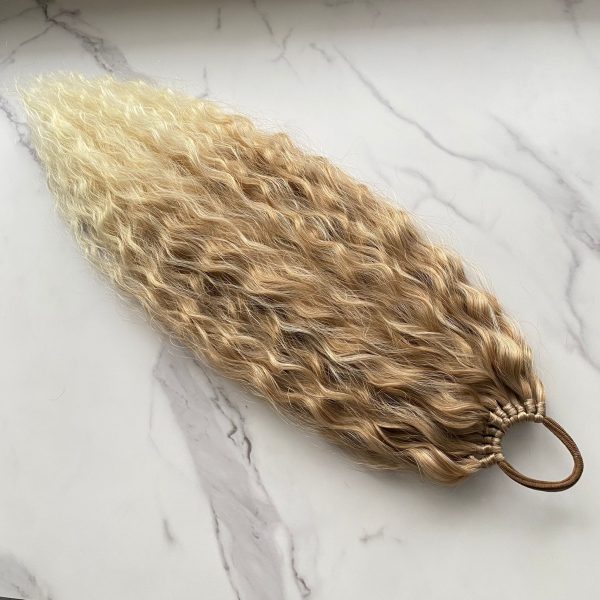 HONEY OMBRE BLONDE Curly Ponytail on elastic band 22inch - Image 4