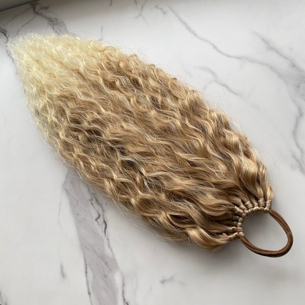 HONEY OMBRE BLONDE Curly Ponytail on elastic band 22inch - Image 5