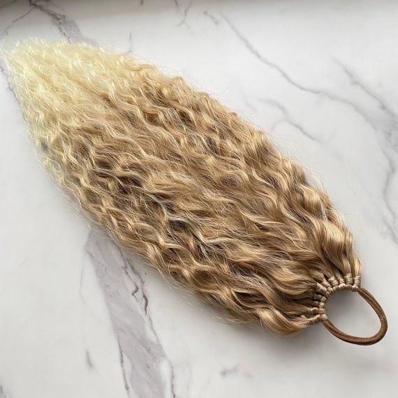 HONEY OMBRE BLONDE Curly Ponytail on elastic band 22inch