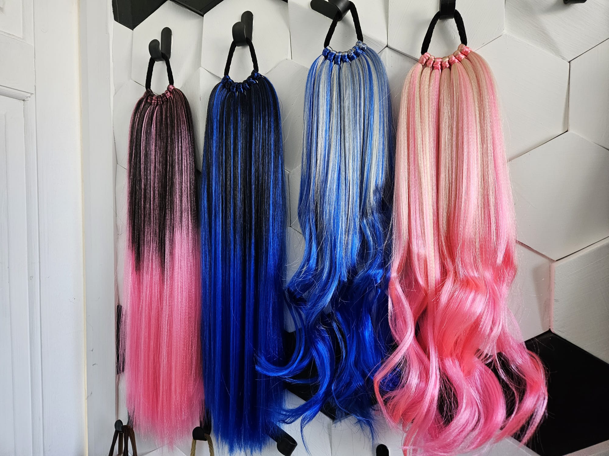 HARLEY QUINN Ponytail Extension On Elastic Band 20inch 2pcs - Image 4
